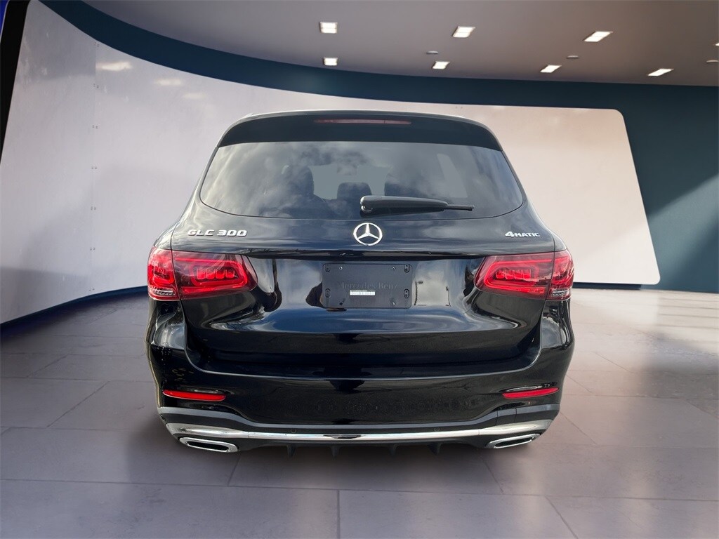 2022 Mercedes Benz GLC 300 4MATIC photo 3