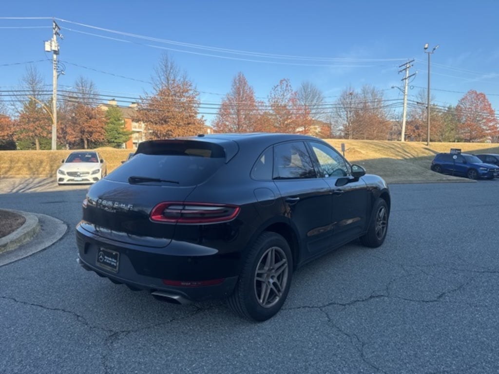 Used 2018 Porsche Macan Base AWD SUV