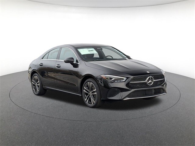 2025 Mercedes Benz CLA 250 4MATIC photo 3
