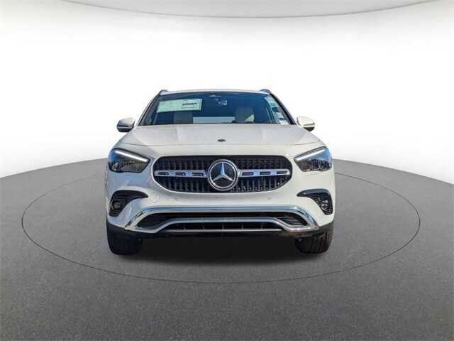 2025 Mercedes Benz GLA 250 4MATIC photo 2