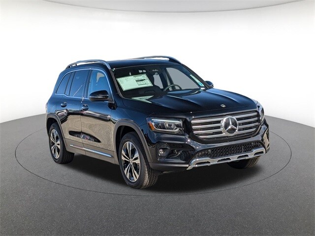 2025 Mercedes Benz GLB 250 4MATIC photo 2