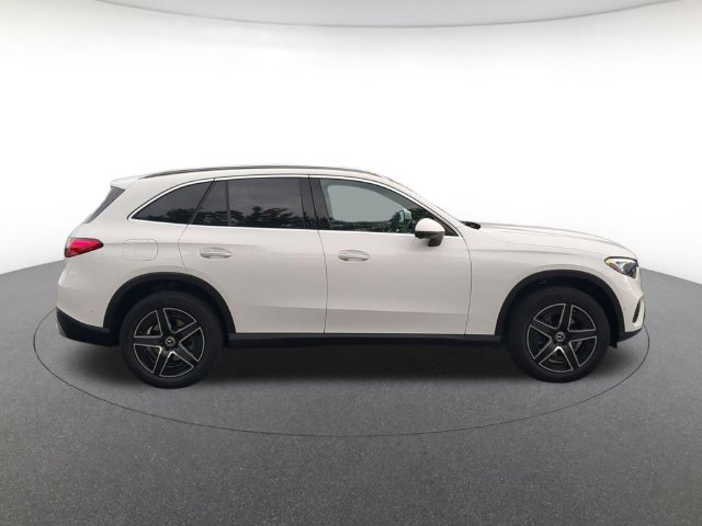 New 2027 Mercedes-Benz GLC 300 4MATIC SUV