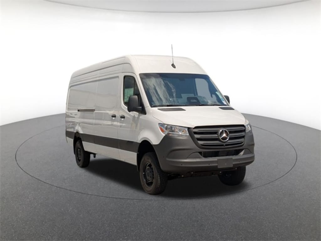 New 2025 Mercedes-Benz Cargo 170 WB 4MATIC Van Cargo Van