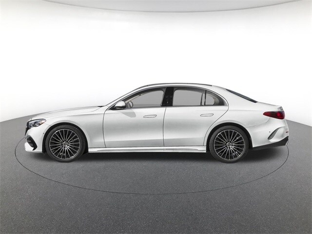 2026 Mercedes Benz E 4MATIC Sedan photo 3