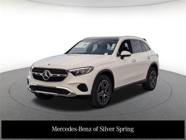 2026 Mercedes-Benz GLC Base's photo