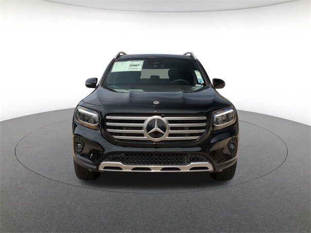 2025 Mercedes Benz GLB 250 4MATIC photo 2
