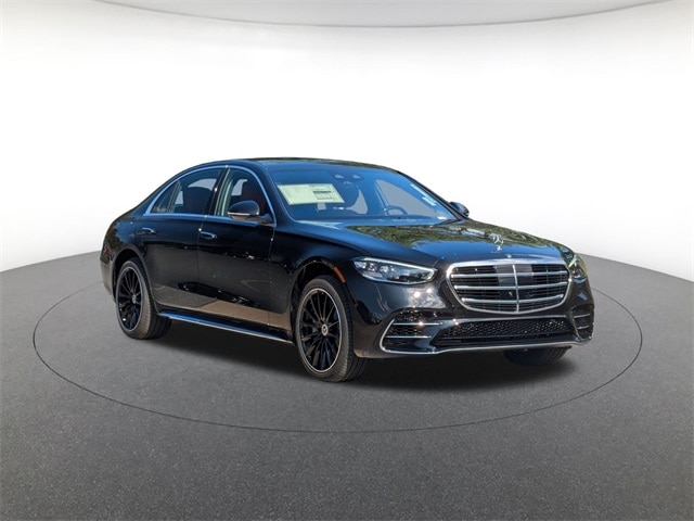 2026 Mercedes Benz S 580 4MATIC photo 3