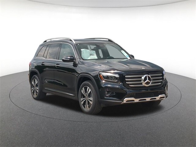 2025 Mercedes Benz GLB 250 4MATIC photo 3