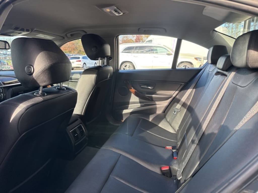 Used 2016 BMW 3 Series 320i xDrive AWD Sedan
