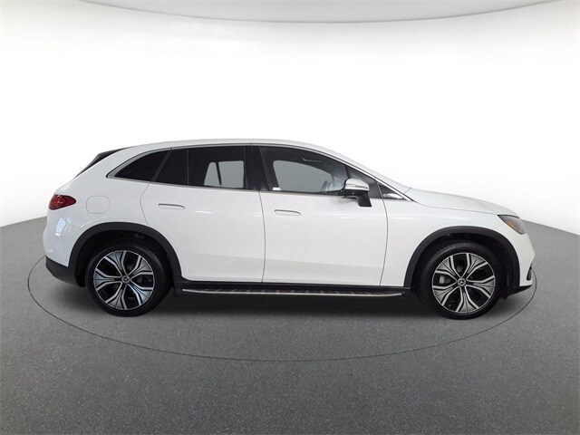 2024 Mercedes Benz EQE SUV 350 4MATIC photo 4