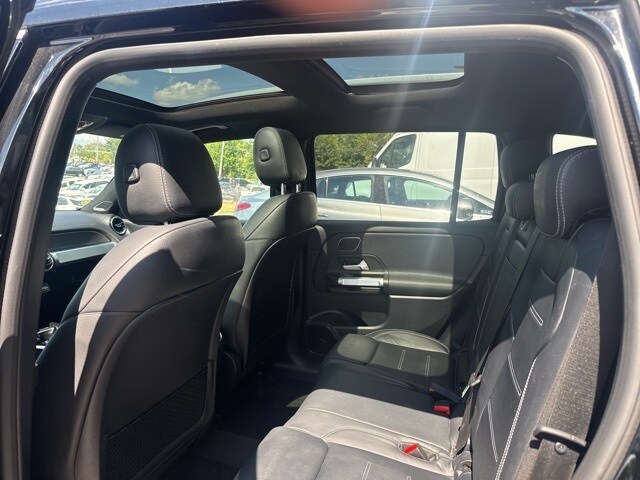 2021 Mercedes Benz GLB 4MATIC photo 2