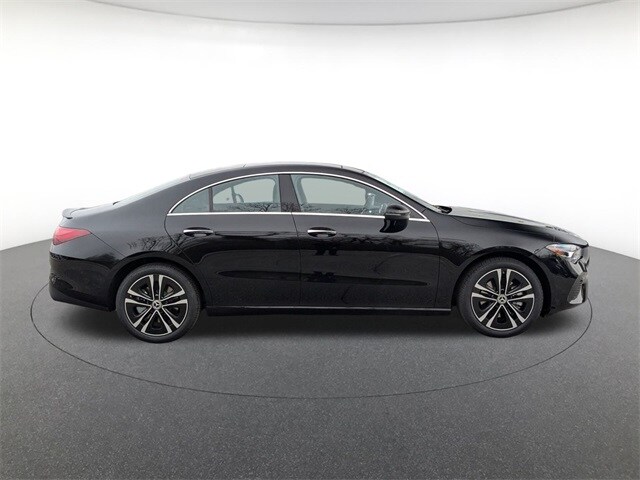 2025 Mercedes Benz CLA 250 4MATIC photo 4