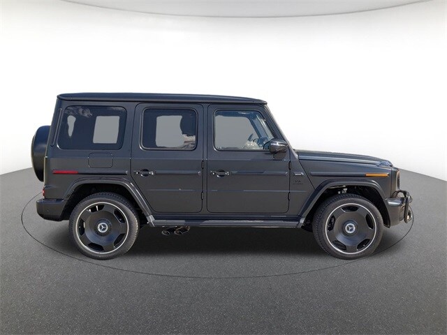 2025 Mercedes Benz G AMG 63 photo 4
