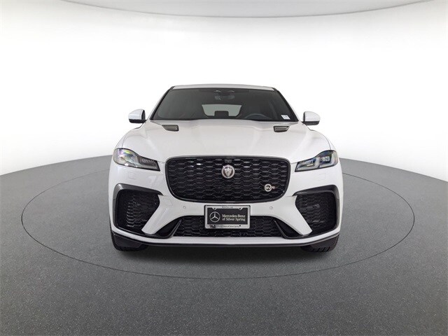 2023 Jaguar F-PACE SVR photo 2