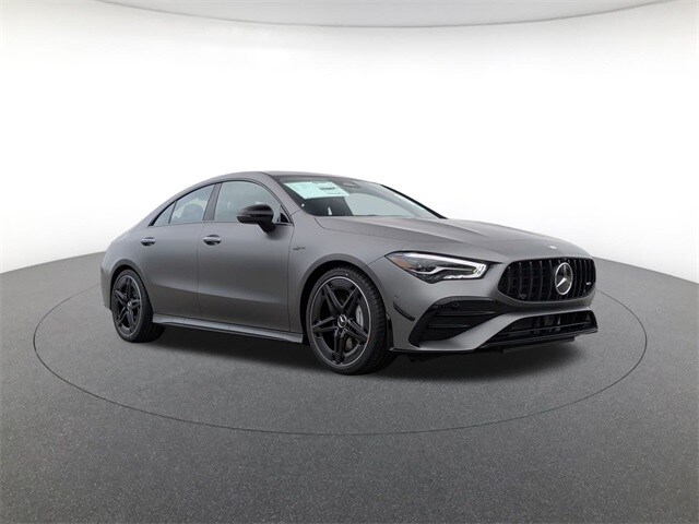 2025 Mercedes Benz CLA 35 AMG 4MATIC photo 3
