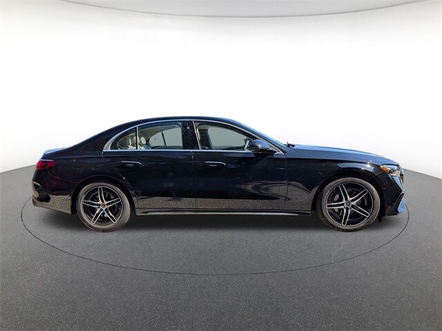 2026 Mercedes Benz E 4MATIC Sedan photo 4