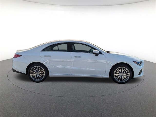 2025 Mercedes Benz CLA 250 4MATIC photo 4
