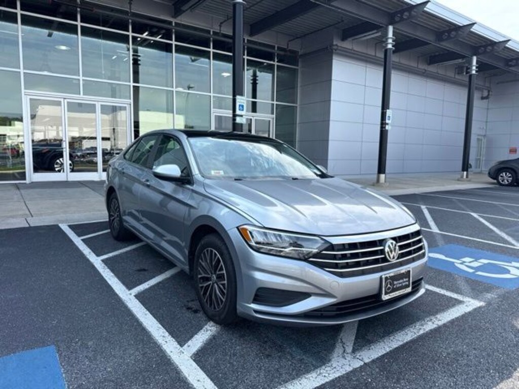 Used 2021 Volkswagen Jetta 1.4T SE FWD Sedan