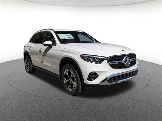 2026 Mercedes Benz GLC 350e 4MATIC photo 3