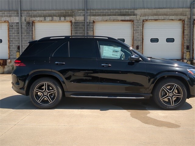 2025 Mercedes Benz GLE 350 4MATIC photo 3