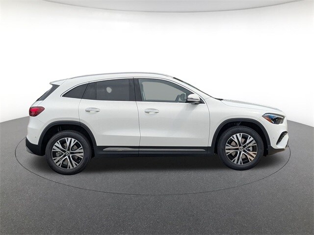 2026 Mercedes Benz GLA 250 4MATIC photo 4