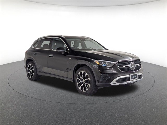 2025 Mercedes Benz GLC 350e 4MATIC photo 2