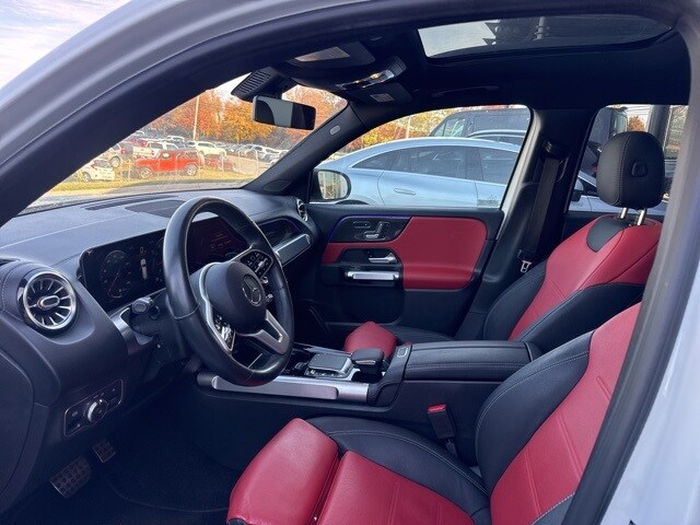 2021 Mercedes Benz GLB 250 4MATIC photo 4