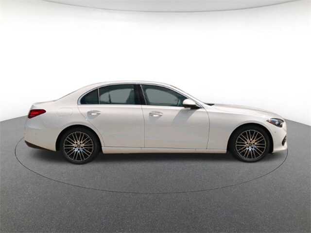 2025 Mercedes Benz C 300 4MATIC Sedan photo 4