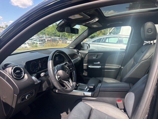 2021 Mercedes Benz GLB 4MATIC photo 3