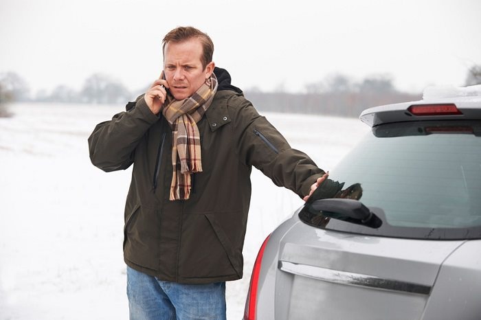 Car Stuck in Snow!.png