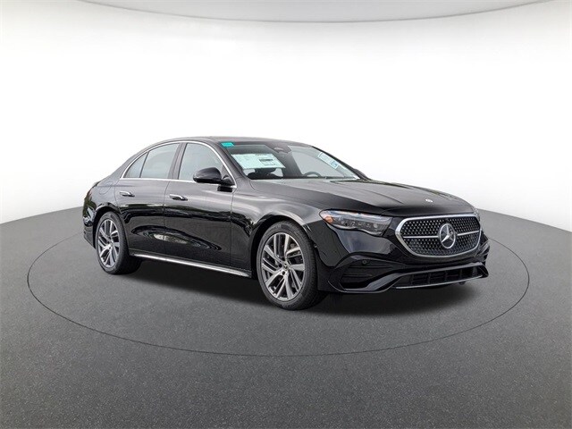 2026 Mercedes Benz E 350 4MATIC Sedan photo 3