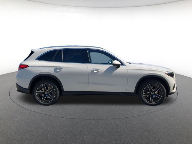 New 2027 Mercedes-Benz GLC 300 4MATIC SUV
