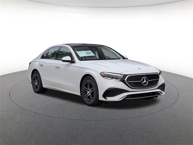 2026 Mercedes Benz E 4MATIC Sedan photo 3
