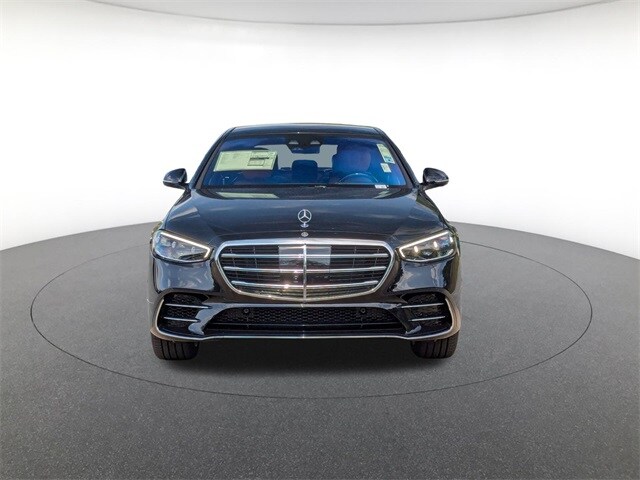 2026 Mercedes Benz S 580 4MATIC photo 2