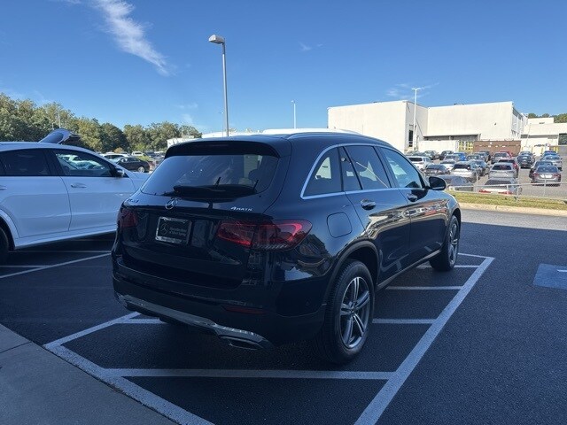 2022 Mercedes Benz GLC 300 4MATIC photo 2