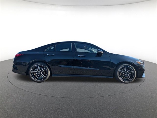 2025 Mercedes Benz CLA 250 4MATIC photo 4