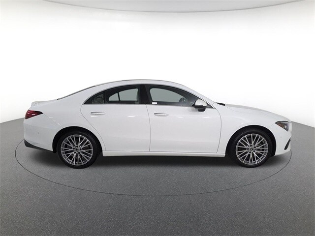 2025 Mercedes Benz CLA 250 4MATIC photo 4