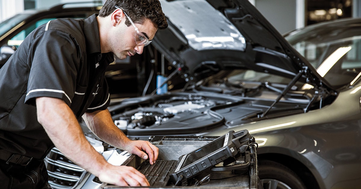 Mercedes_Service_Inspection.jpg