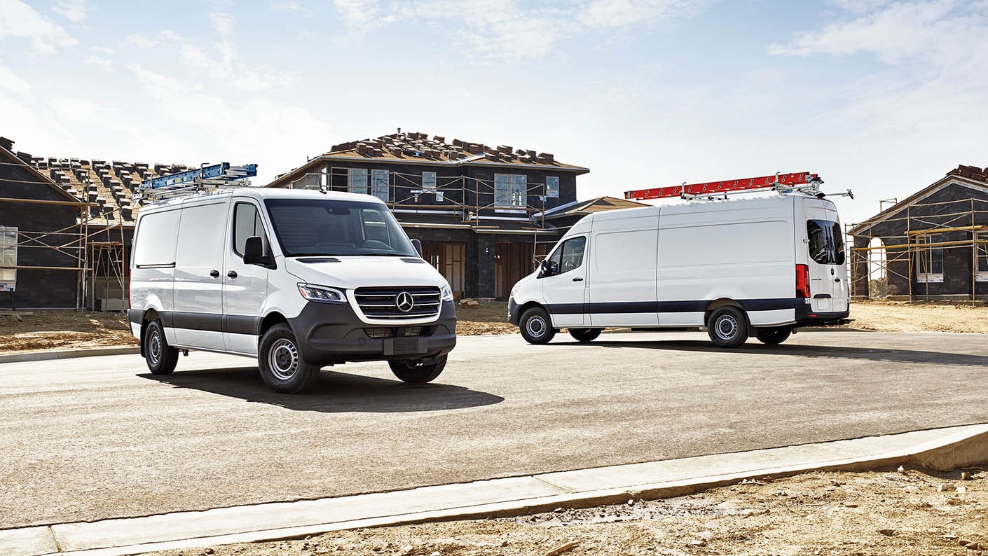 2024-Sprinter-Cargo-Van-Exterior-Construction.png