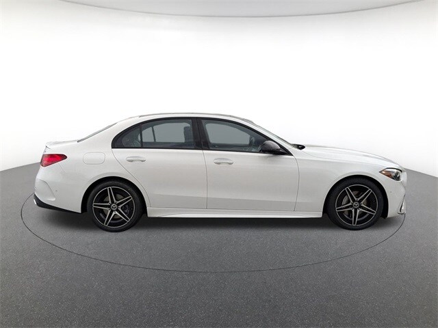 2026 Mercedes Benz C 300 4MATIC photo 4