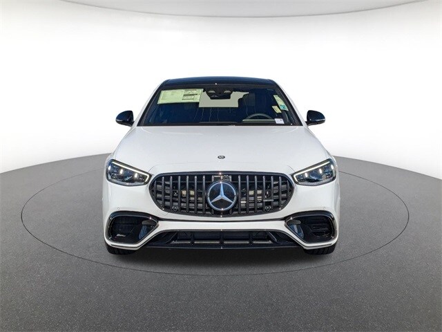 2025 Mercedes Benz S AMG 63 photo 2