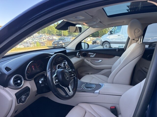 2022 Mercedes Benz GLC 300 4MATIC photo 4