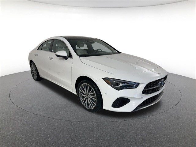 2025 Mercedes Benz CLA 250 4MATIC photo 3