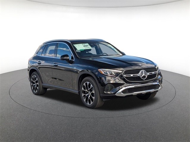 2025 Mercedes Benz GLC 350e 4MATIC photo 3