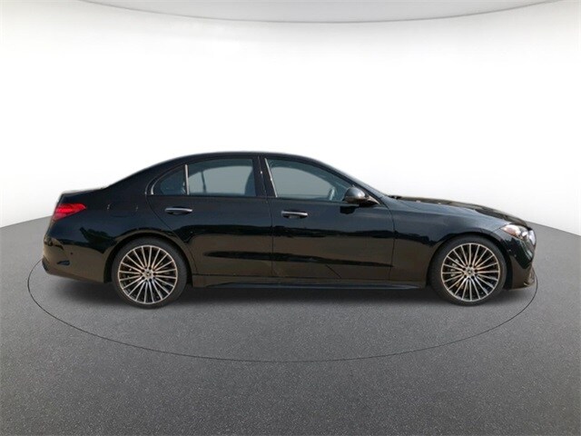 2025 Mercedes Benz C 300 4MATIC photo 4