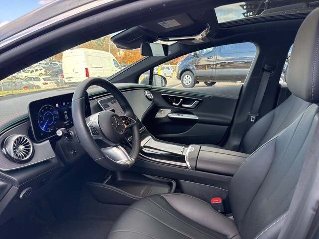 2023 Mercedes Benz EQE Sedan 350 4MATIC photo 4