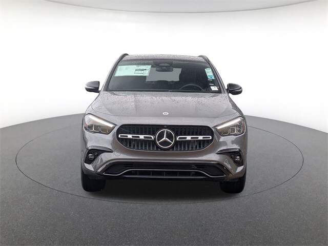2026 Mercedes Benz GLA 250 4MATIC photo 2