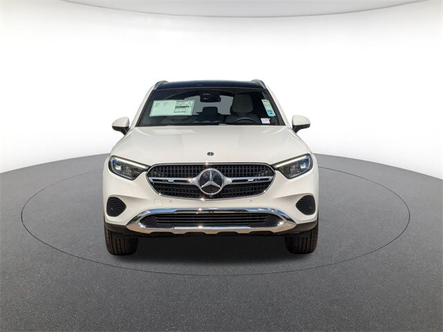 2026 Mercedes Benz GLC 350e 4MATIC photo 2