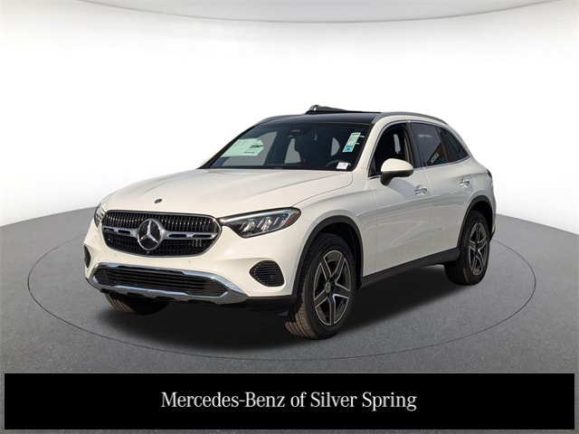 2026 Mercedes-Benz GLC Base's photo