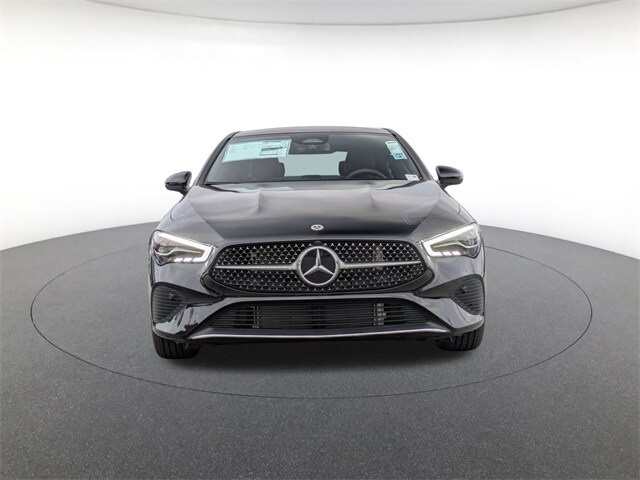 2025 Mercedes Benz CLA 250 4MATIC photo 2